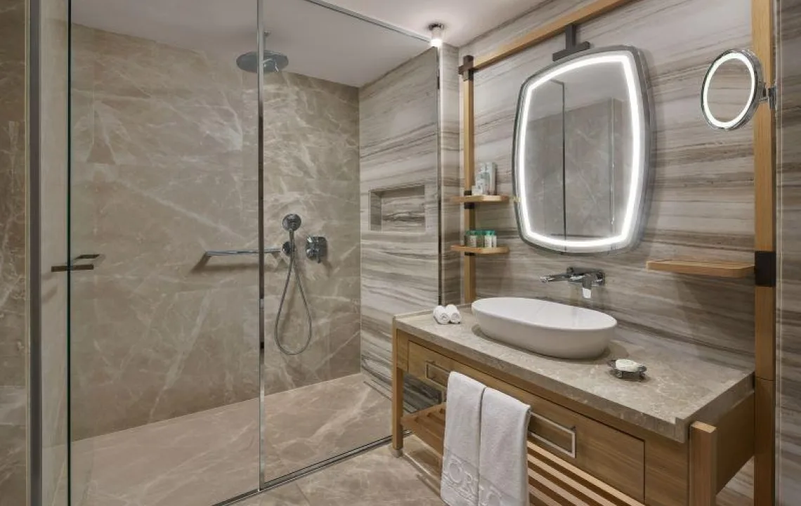 Gloria Serenity Room sea view 2