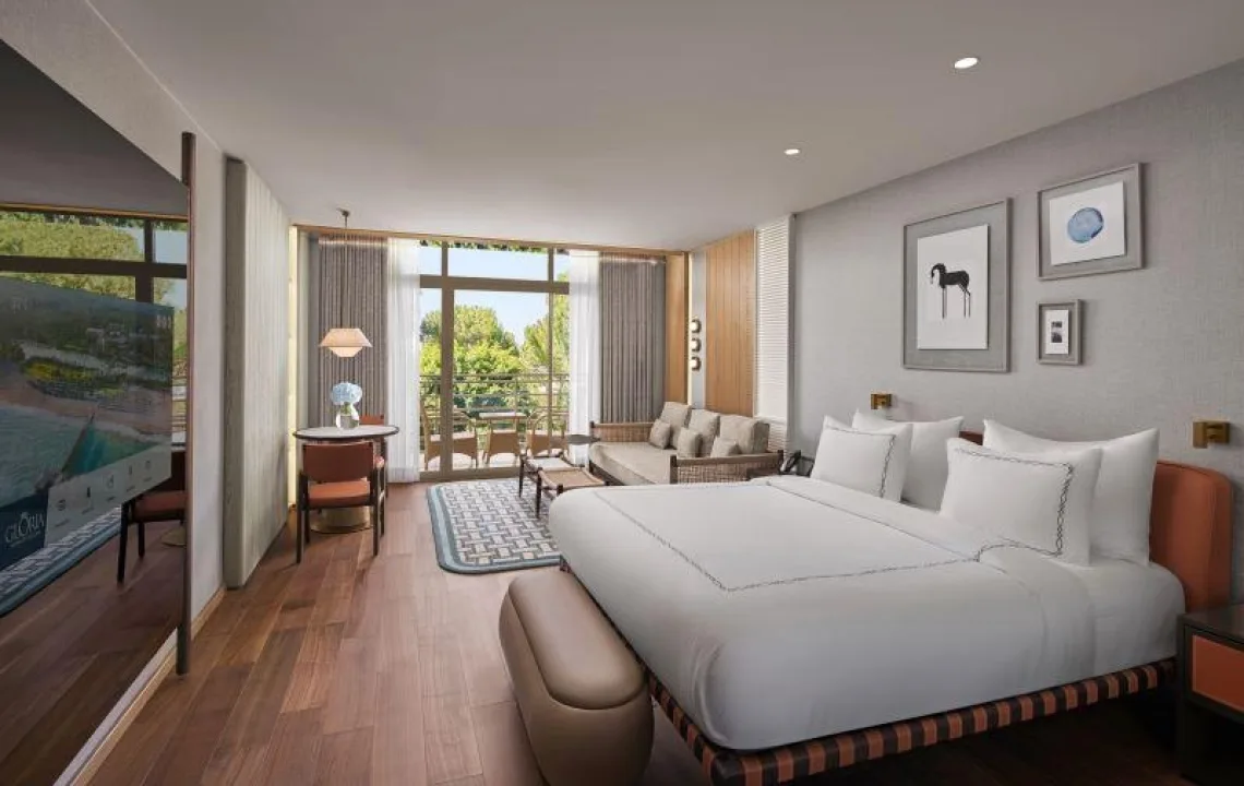 Gloria Serenity Superior Room 1226 01