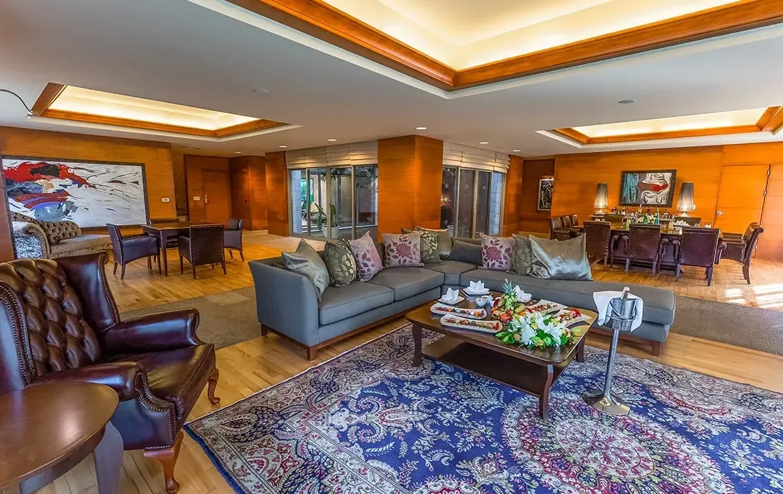 Gloria verde resort presidential villa 2